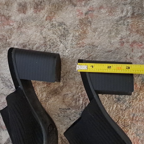 Black Cushionaire memory foam wedge sandal Women's 8.5W - Picture 7 of 7